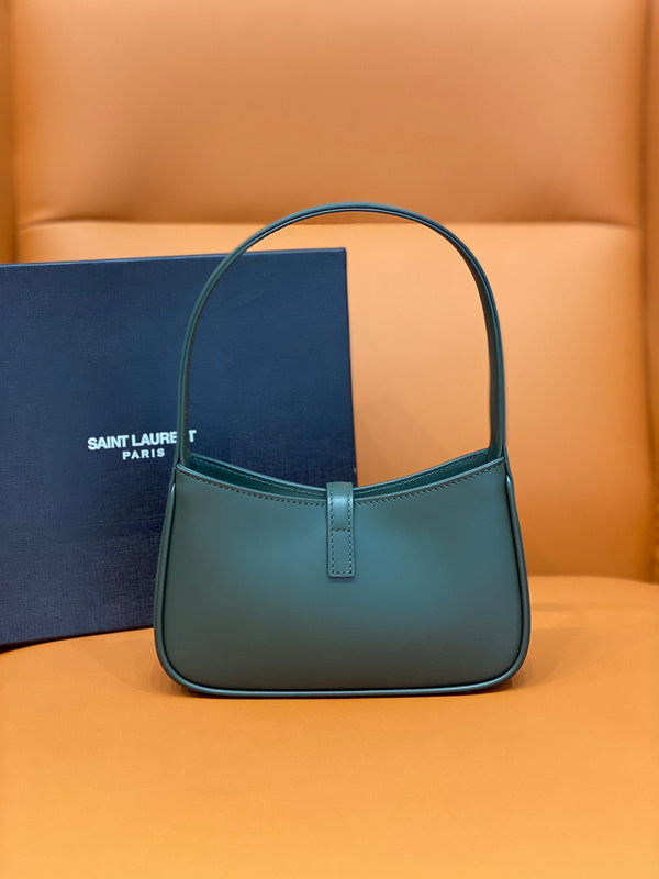 Yves Saint Laurent - Bags - 220