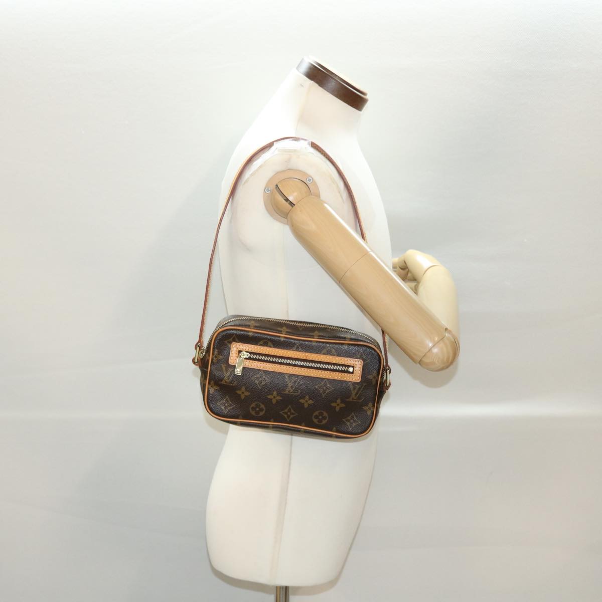 LOUIS VUITTON Monogram Pochette Cite Shoulder Bag M51183 LV fm2178