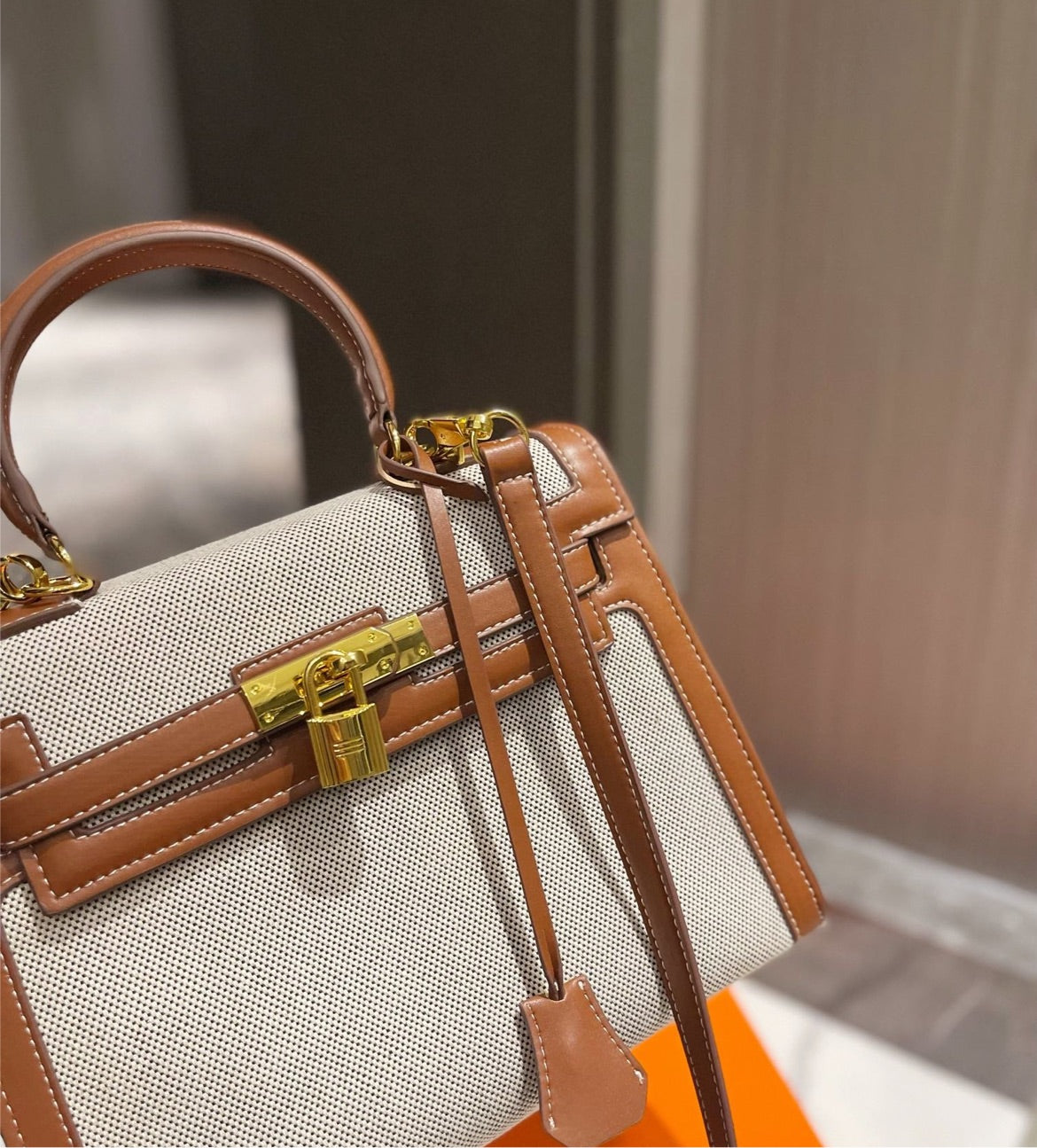 Hermès Handbag - Rovelle Bags