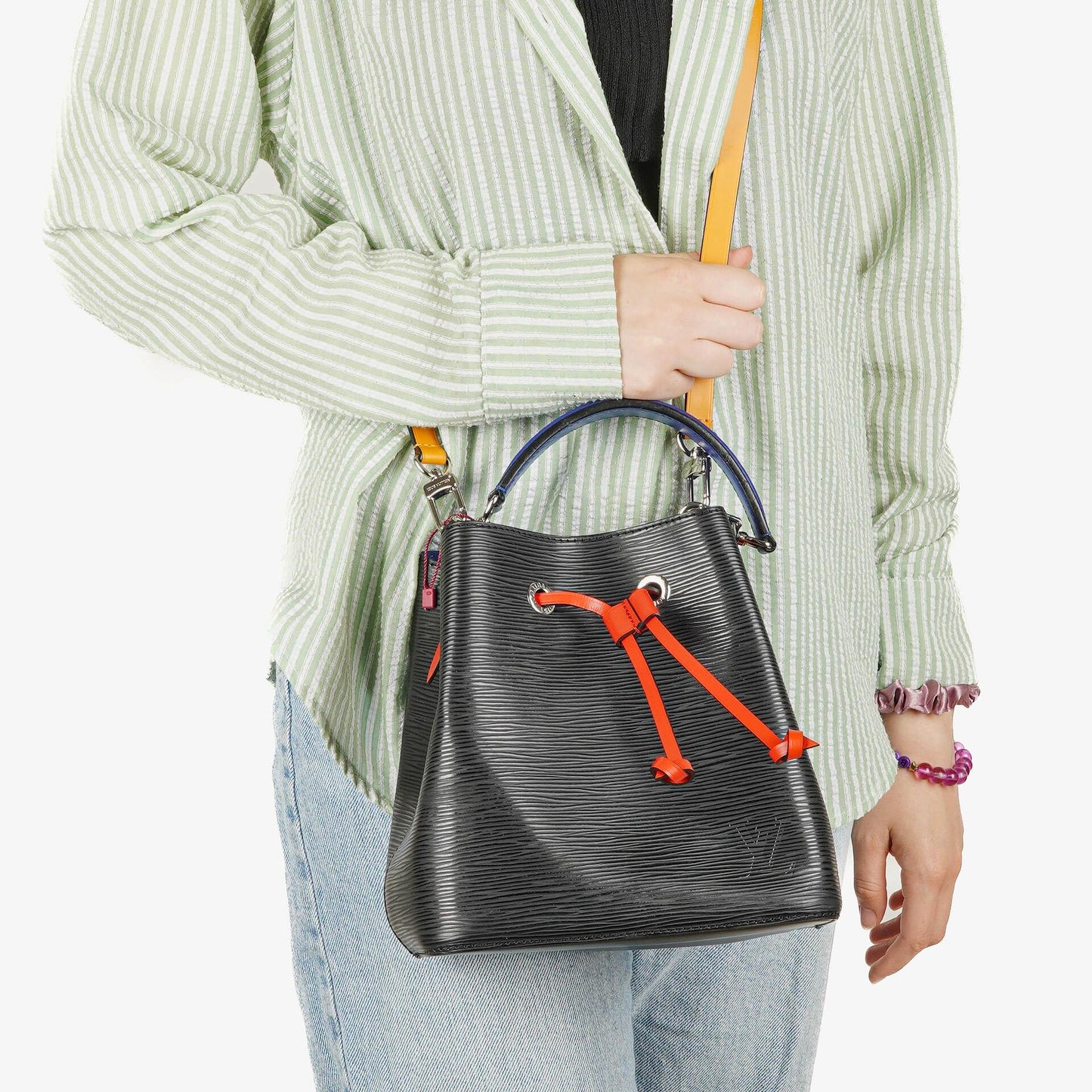 Louis Vuitton NéoNoé BB Noir Safran EPI Leather Bag