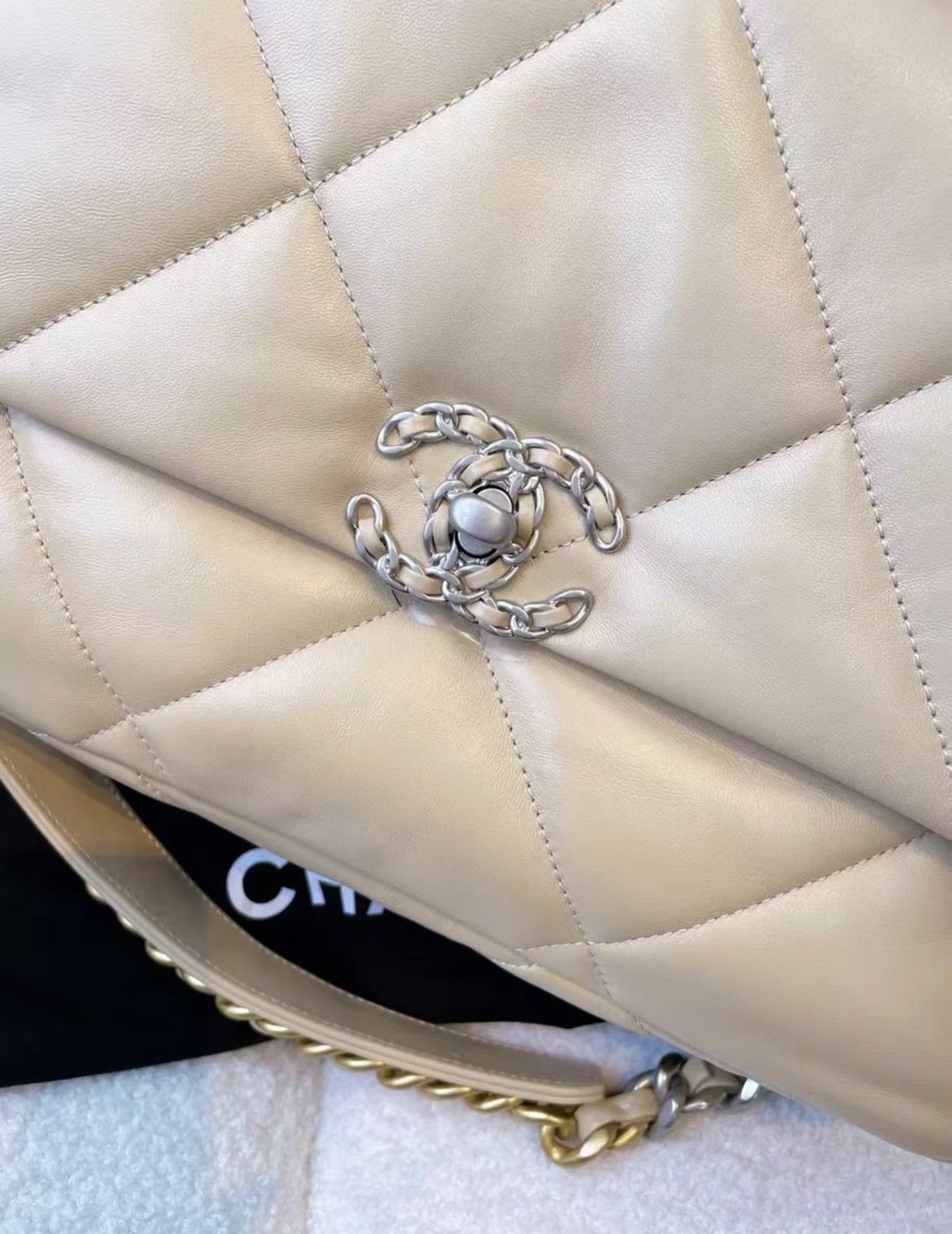 Chanel Shoulder Bag - Rovelle Bags