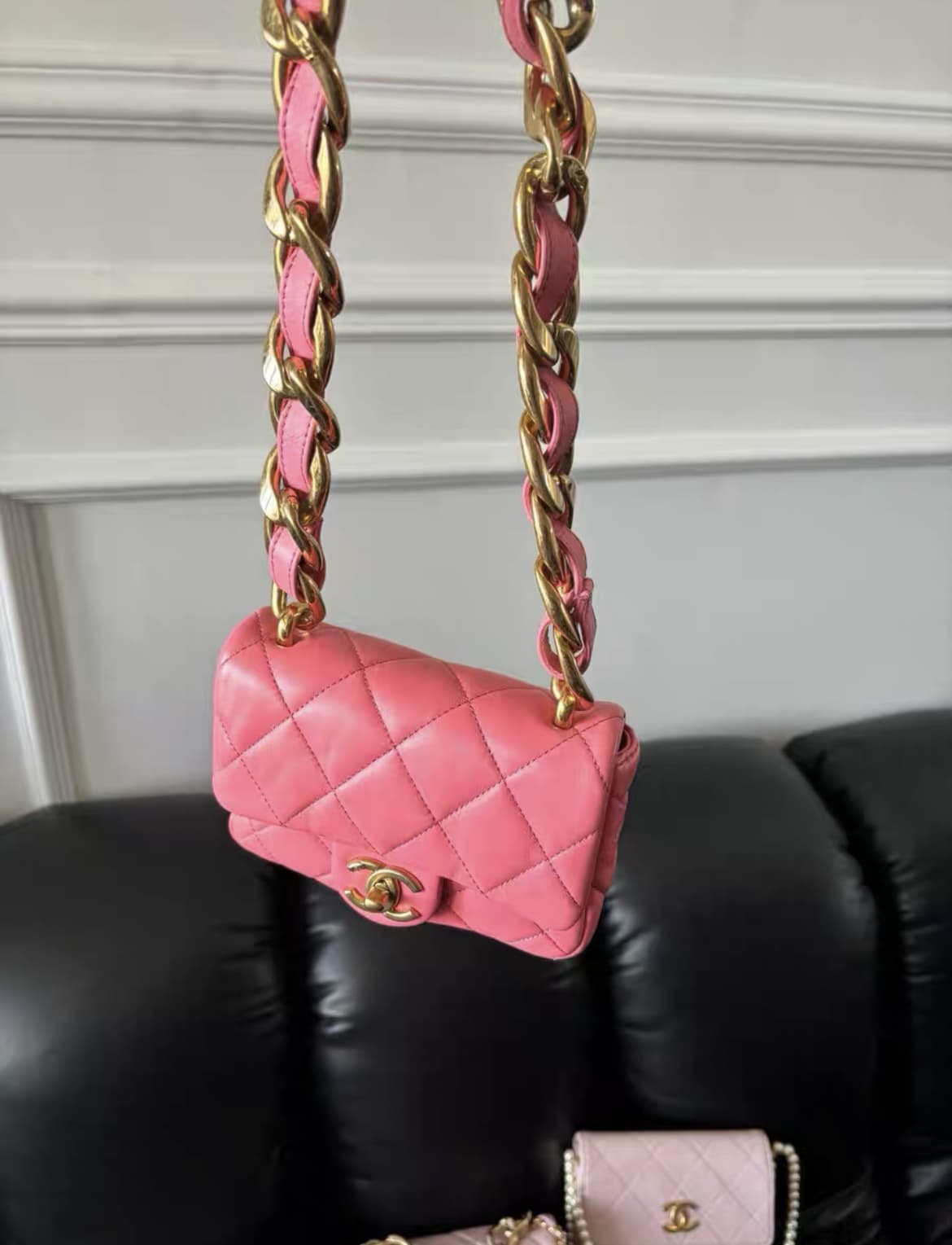 Chanel Chanel 22 Shoulder Bag - Rovelle Bags