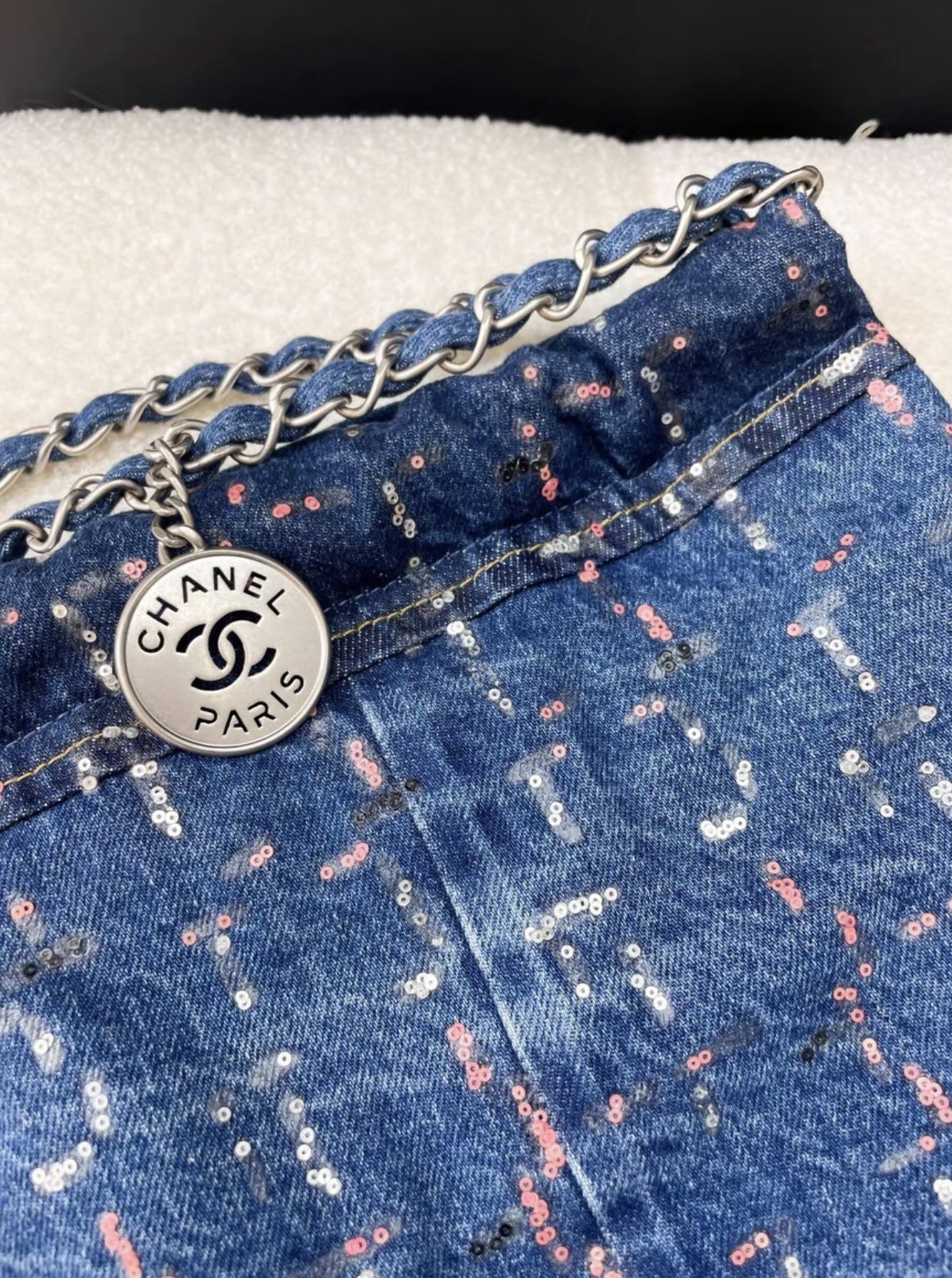 Chanel Chanel 22 Shoulder Bag - Rovelle Bags