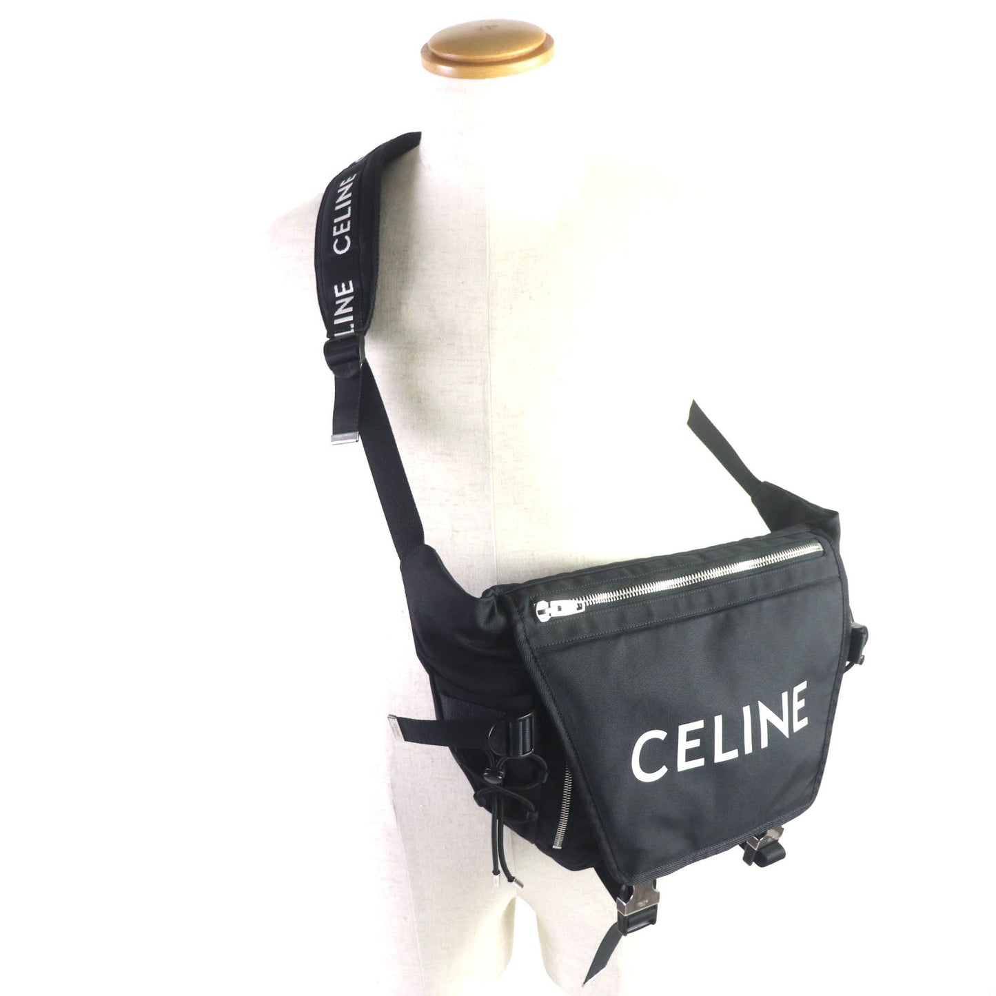 CELINE Sling bag Nylon black Medium Trekking Messenger mens Secondhand