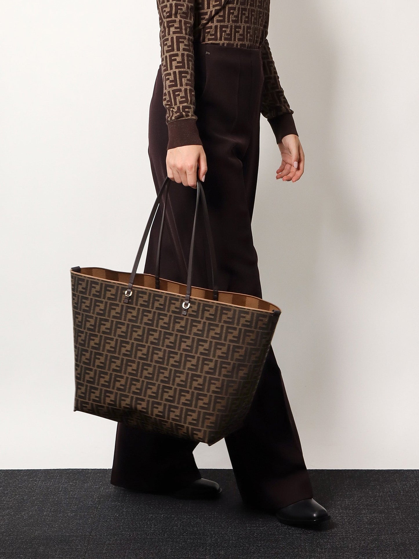 Fendi Woman Fendi Woman Brown Shoulder Bags
