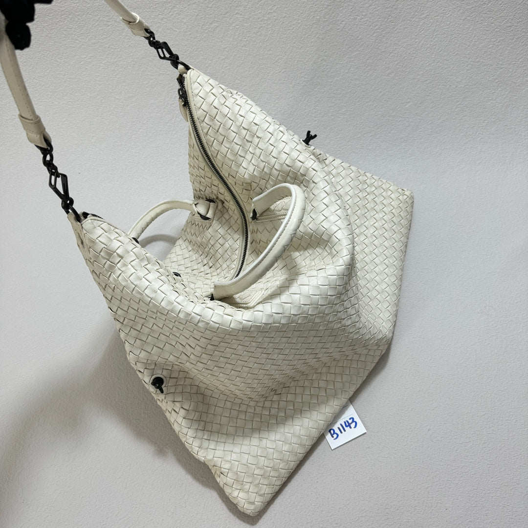 Bottega Veneta Veneta Tote - Rovelle Bags