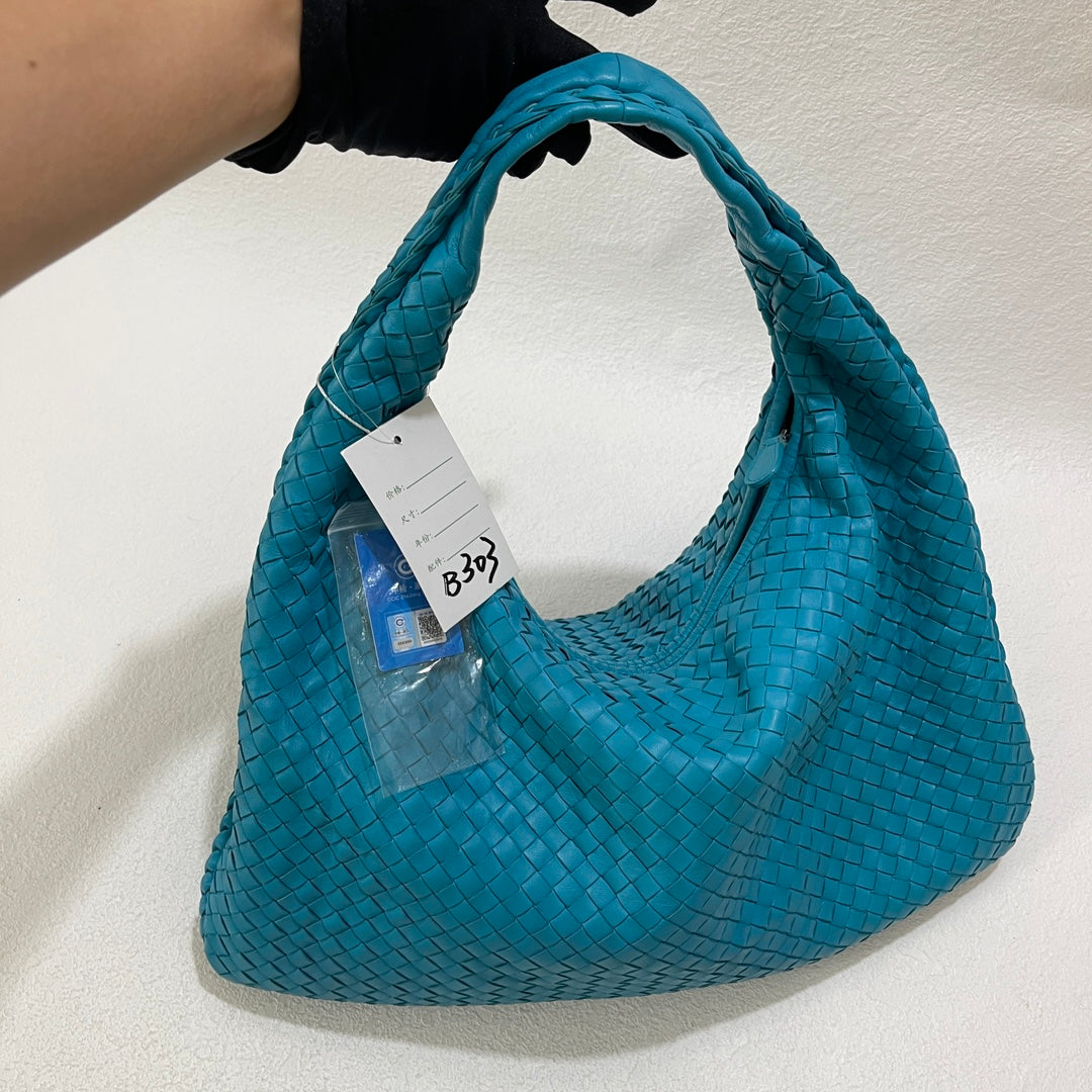 Bottega Veneta Veneta Shoulder Bag - Rovelle Bags