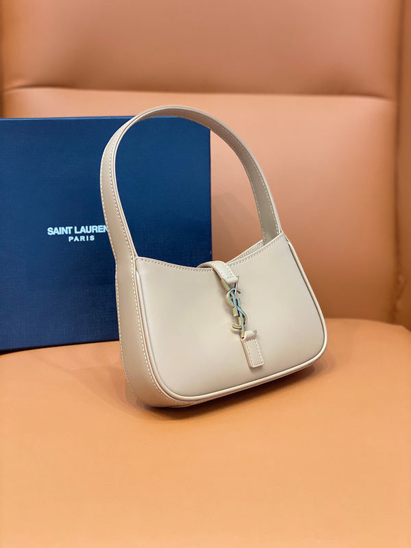 Yves Saint Laurent - Bags - 225