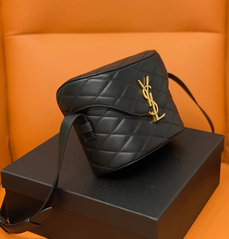 Yves Saint Laurent - Bags - 296