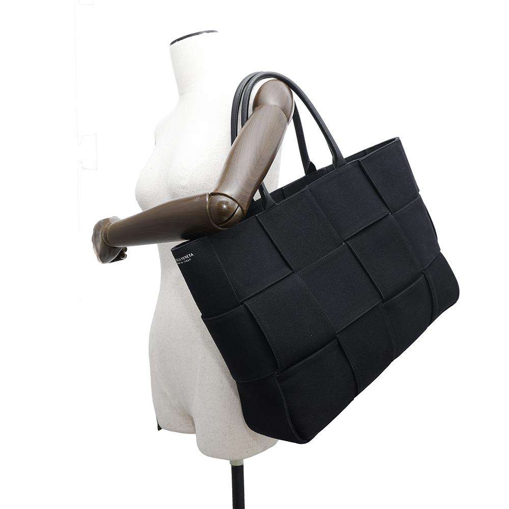Bottega Veneta Arco Tote - Rovelle Bags