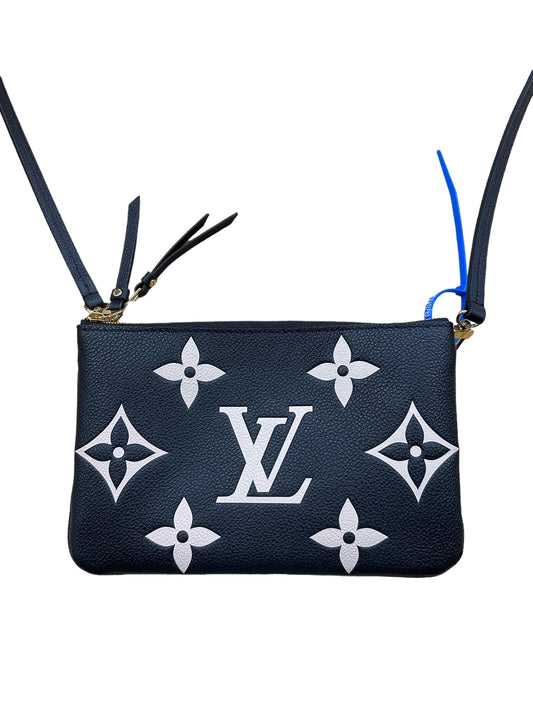 Crossbody Luxury Designer By Louis Vuitton Size: Medium