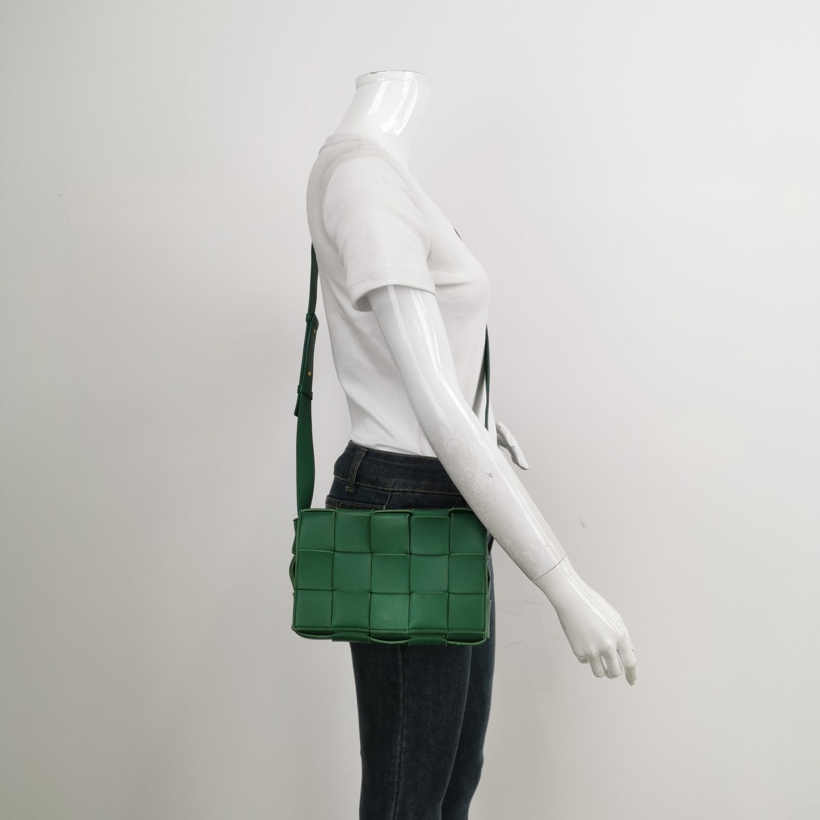 Bottega Veneta Cassette Crossbody - Rovelle Bags