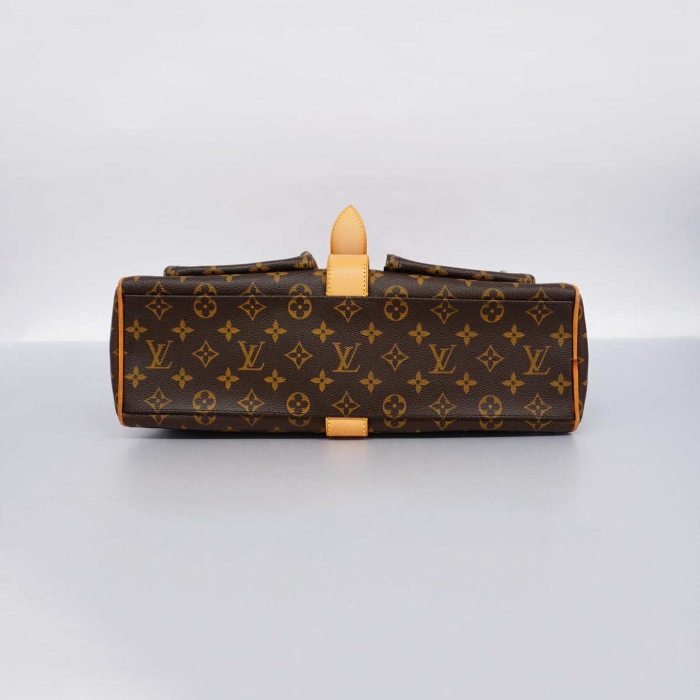 LOUIS VUITTON Manhattan Tote