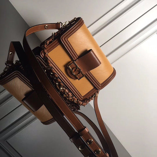 Louis Vuitton Luxury Bags 1858