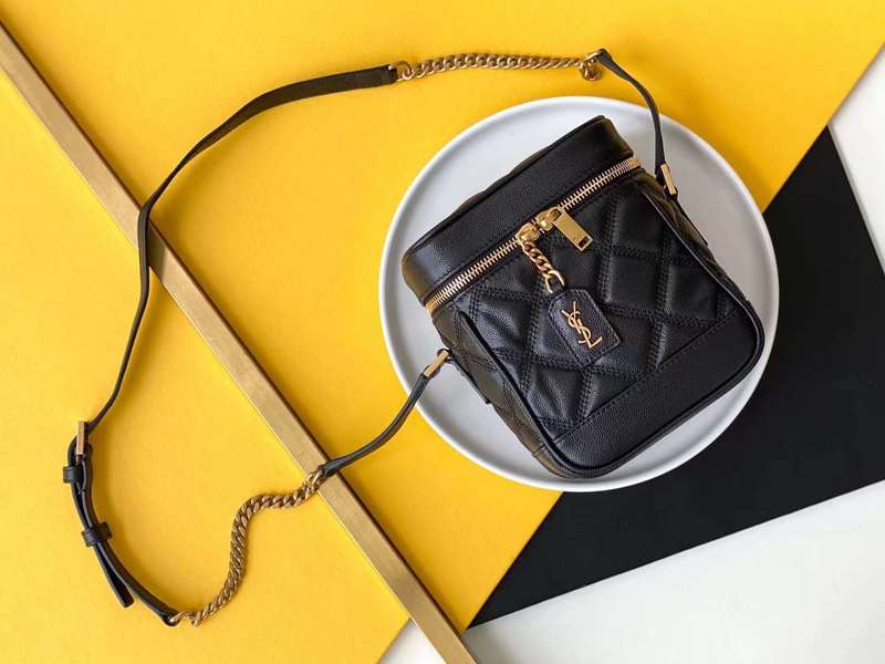 Yves Saint Laurent - Bags 023