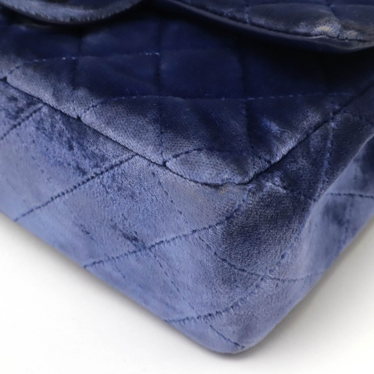 Chanel Classic Flap Shoulder Bag - Rovelle Bags