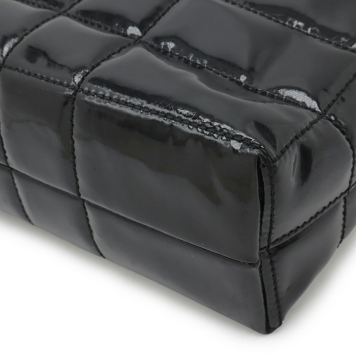 Chanel Choco Bar Patent Leather Shoulder Shoulder Bag - Rovelle Bags