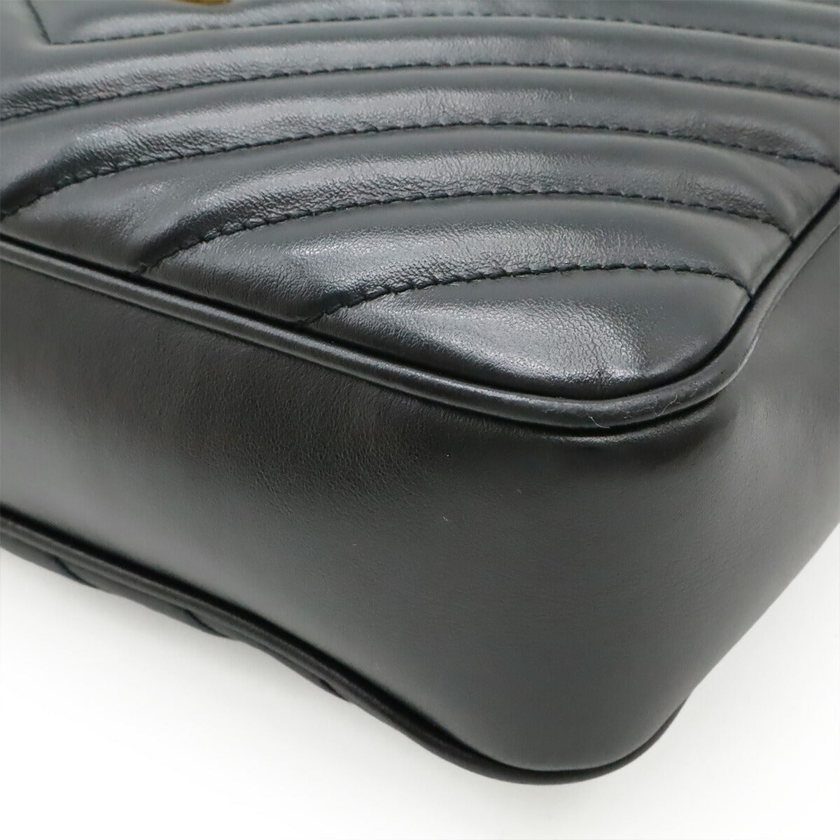 Saint Laurent Shoulder Bag - Rovelle Bags