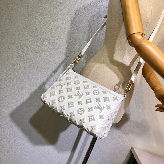 Louis Vuitton Luxury Bags 1902
