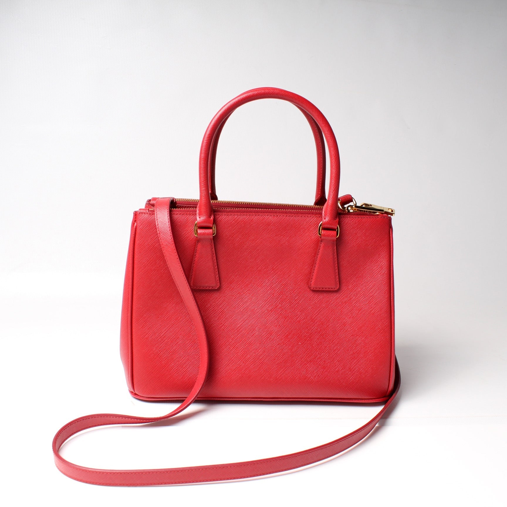 Prada Saffiano Handbag - Rovelle Bags