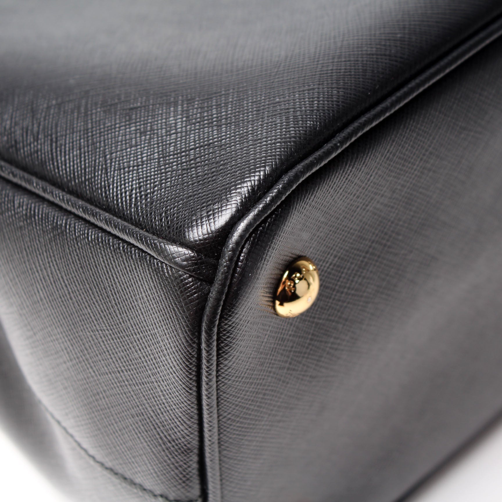 Prada Saffiano Handbag - Rovelle Bags