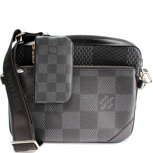 Louis Vuitton Trio Messenger Damier Graphite