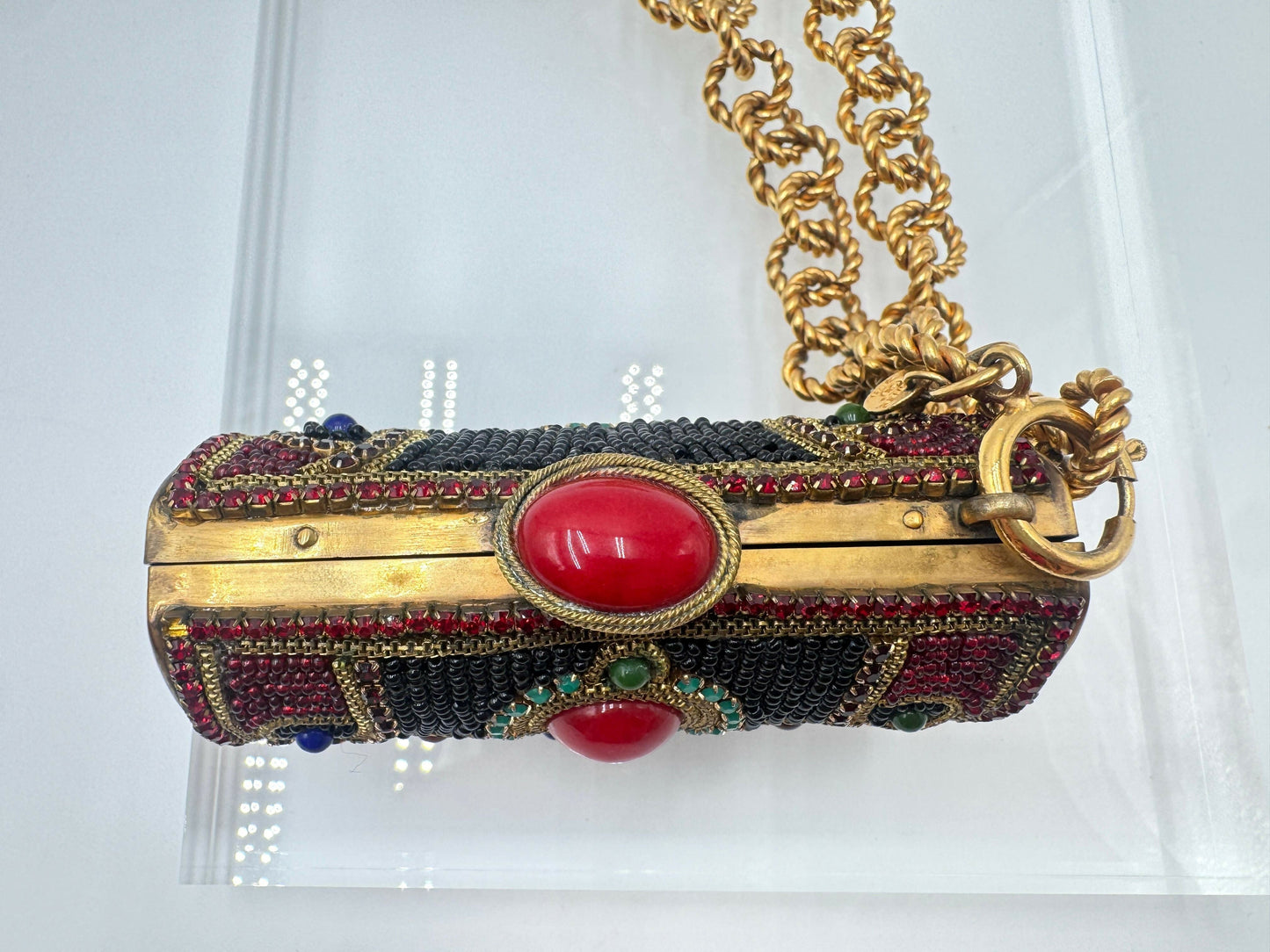 Chanel Chanel 19 Shoulder Bag - Rovelle Bags