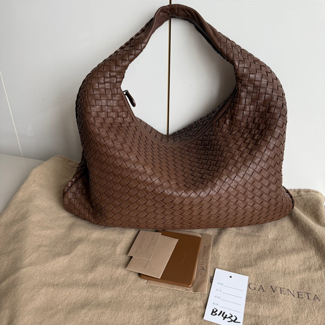 Bottega Veneta Veneta Shoulder Bag - Rovelle Bags