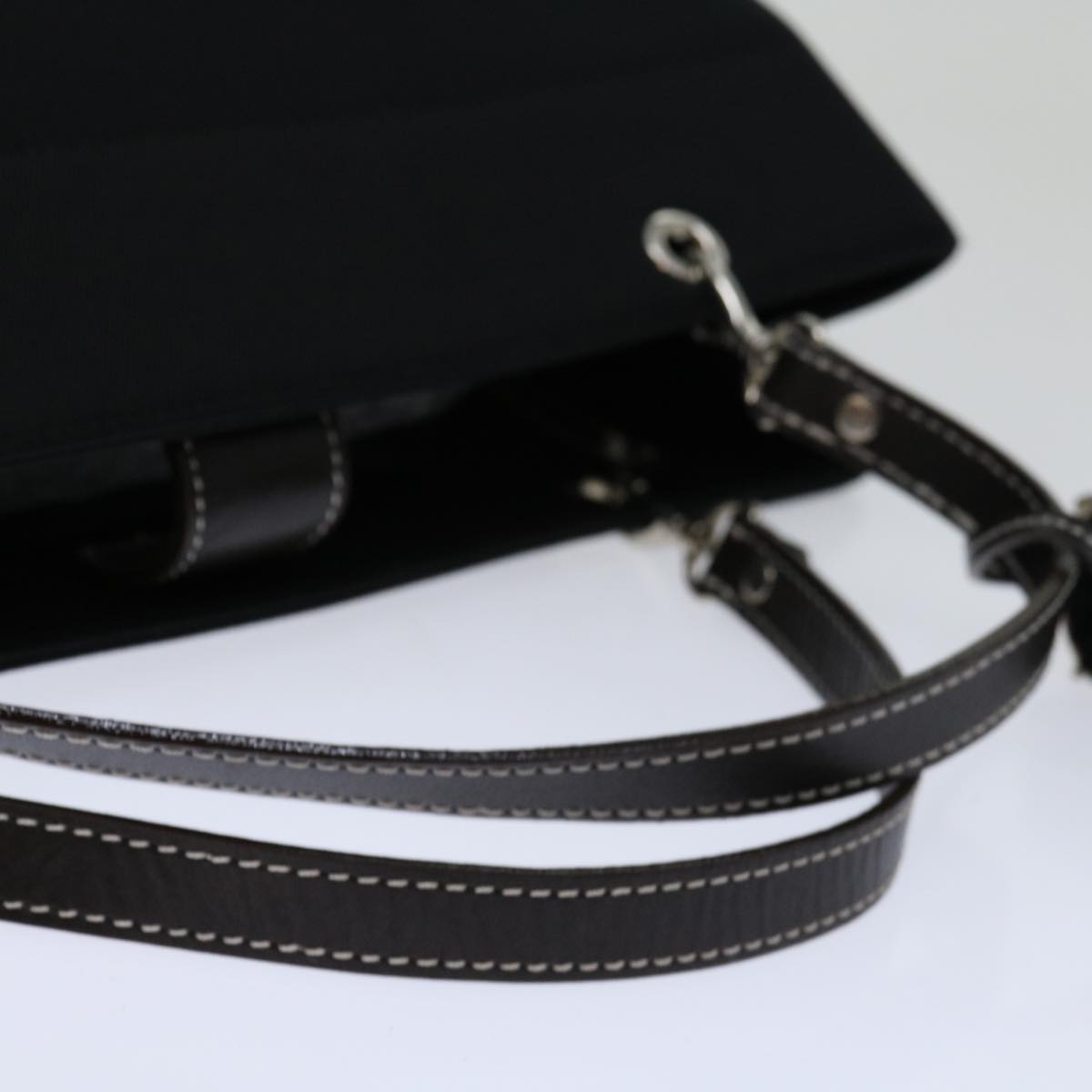 Burberry Tote - Rovelle Bags