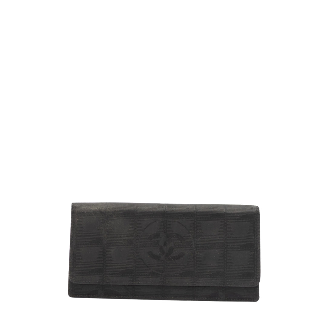 Chanel Nylon Black Travel Clutch Clutch Bag - Rovelle Bags