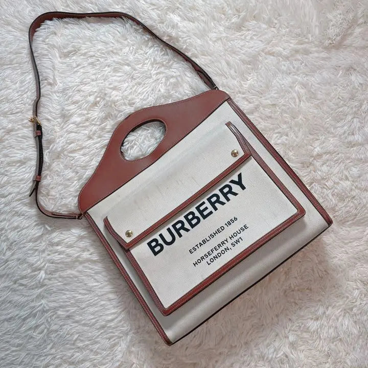 Burberry Pocket Tote - Rovelle Bags