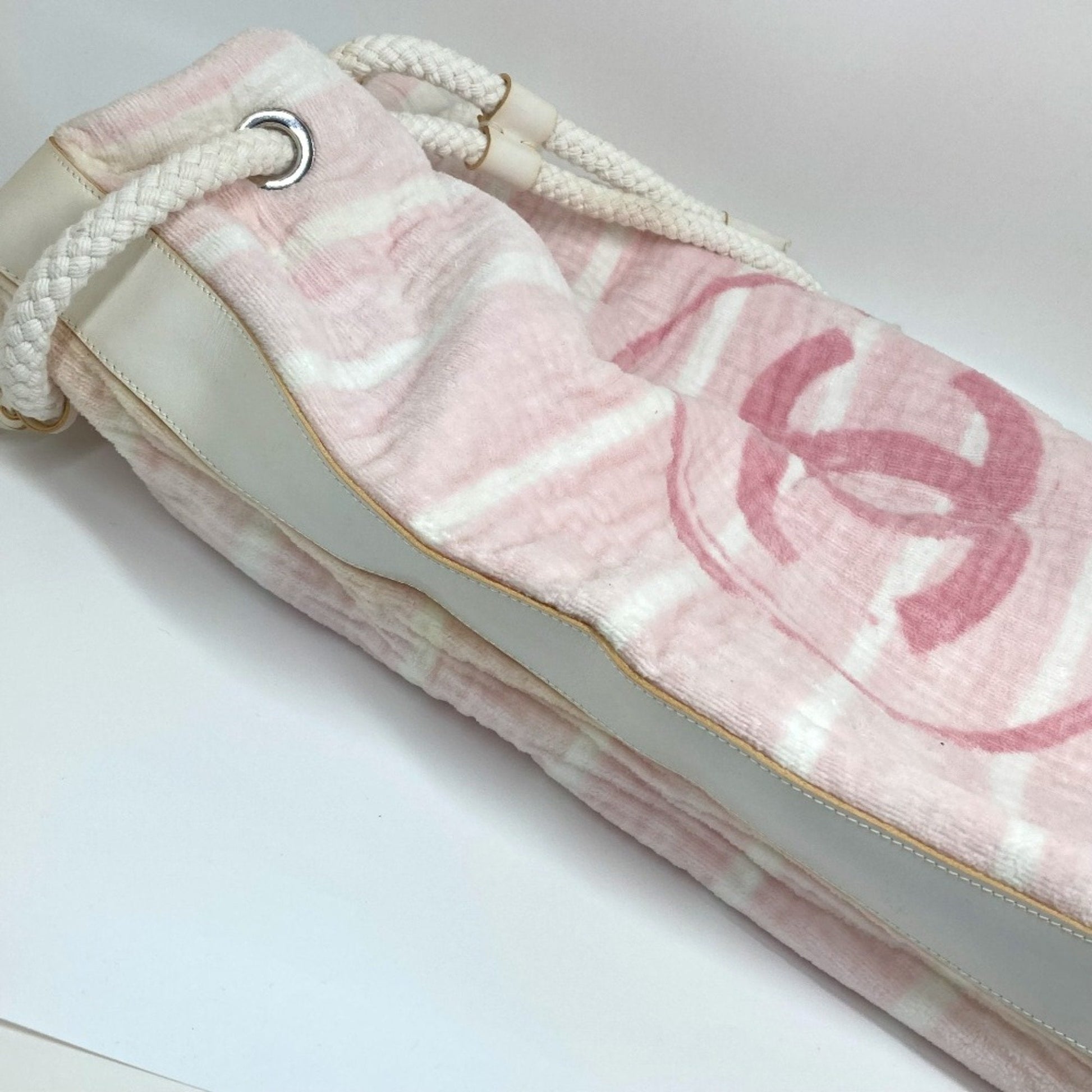 Chanel Shoulder Bag - Almora Bags