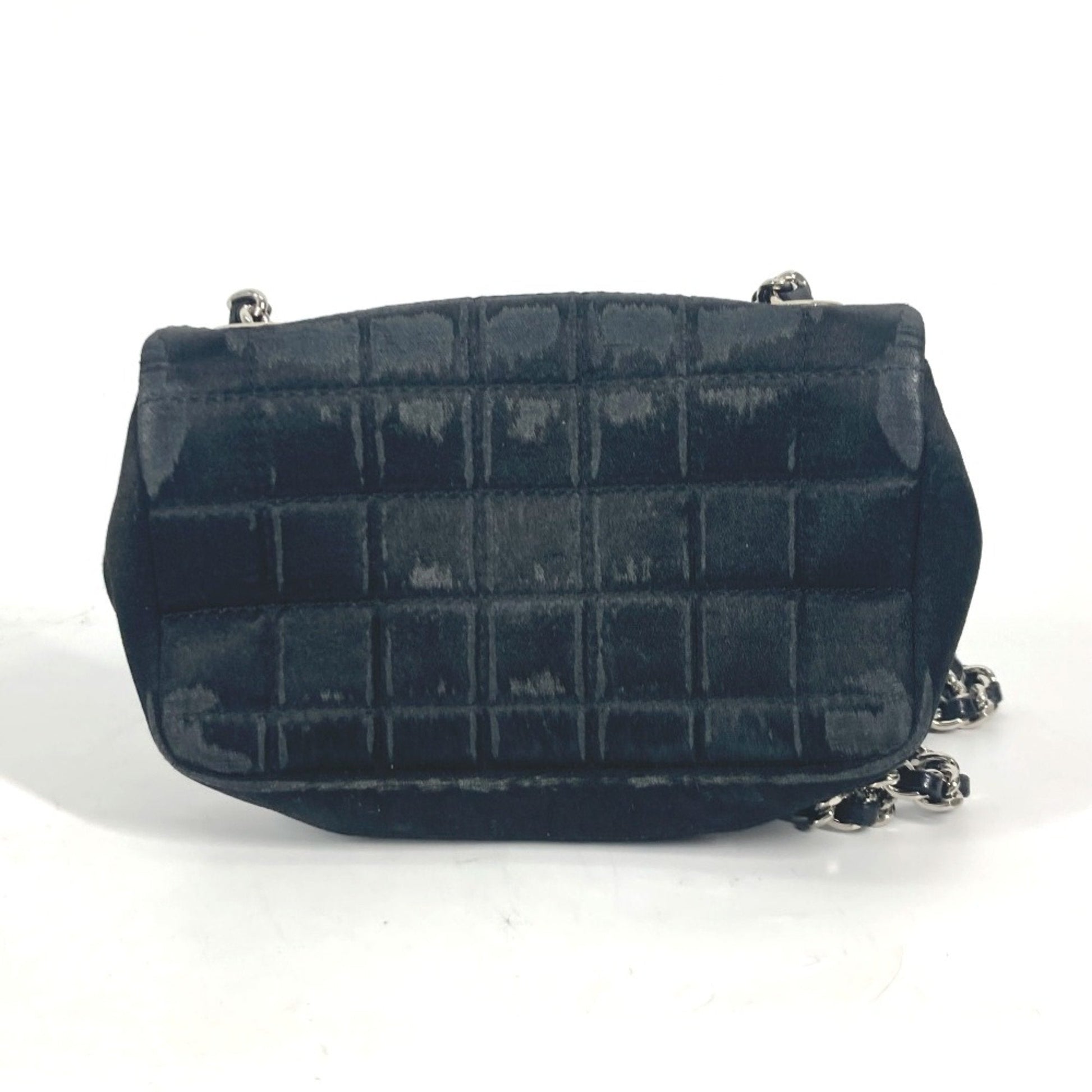 Chanel Pochette Crossbody - Almora Bags