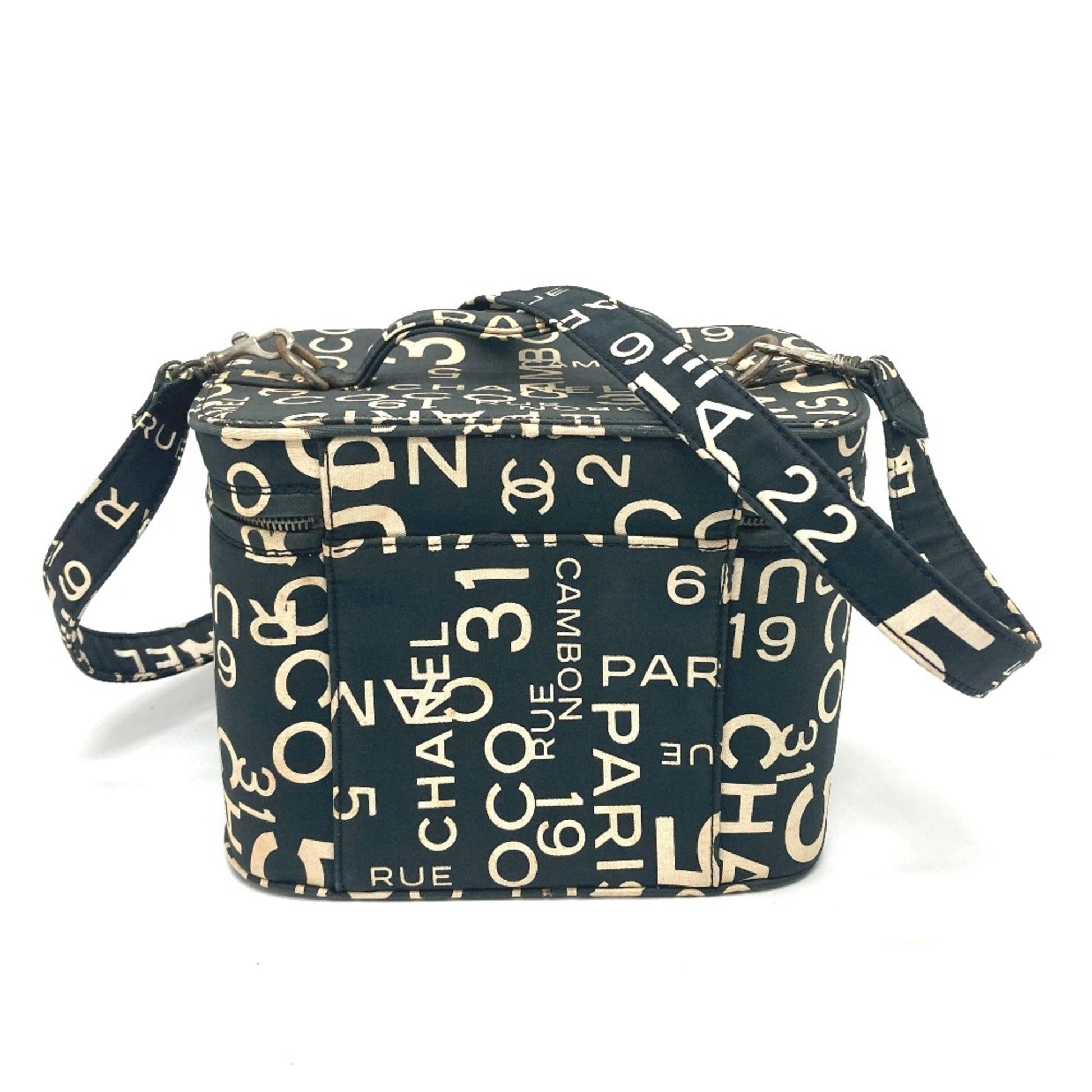 Chanel Shoulder Bag - Almora Bags