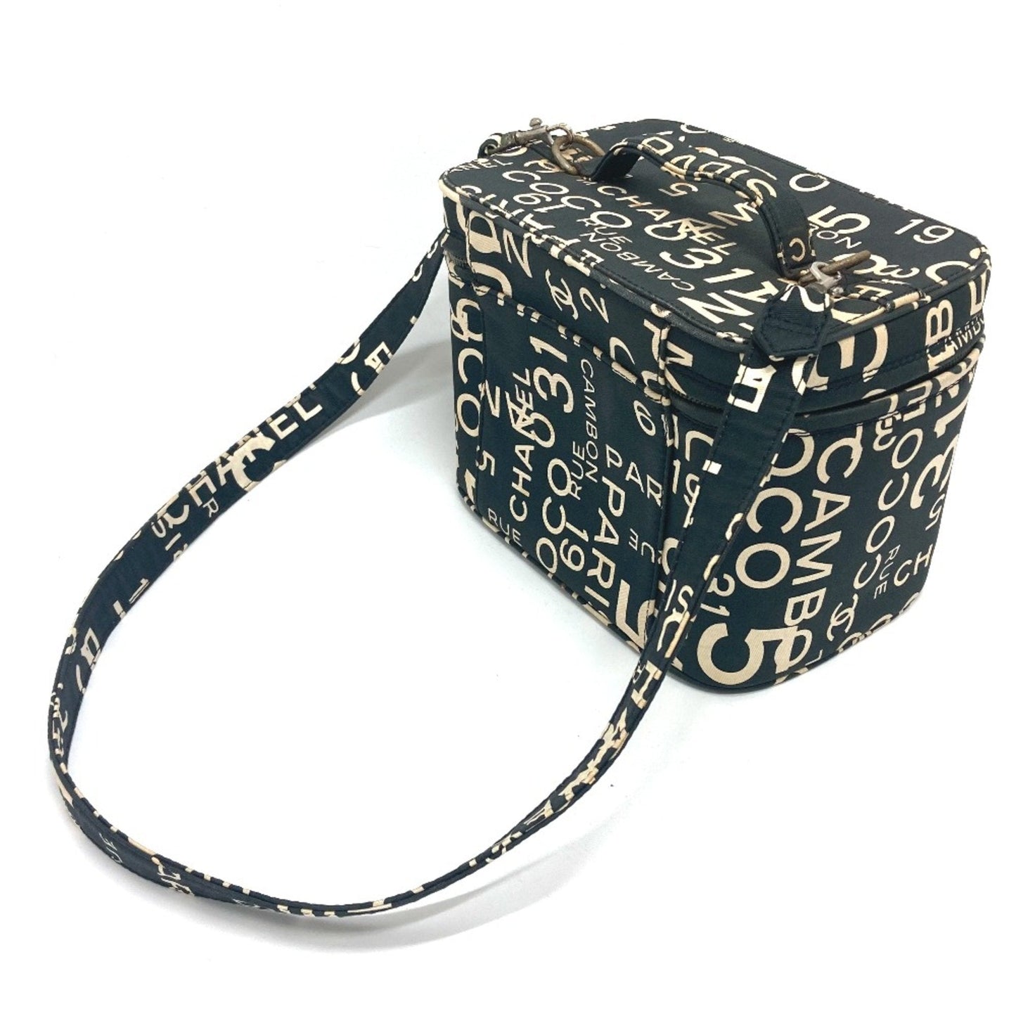 Chanel Shoulder Bag - Almora Bags