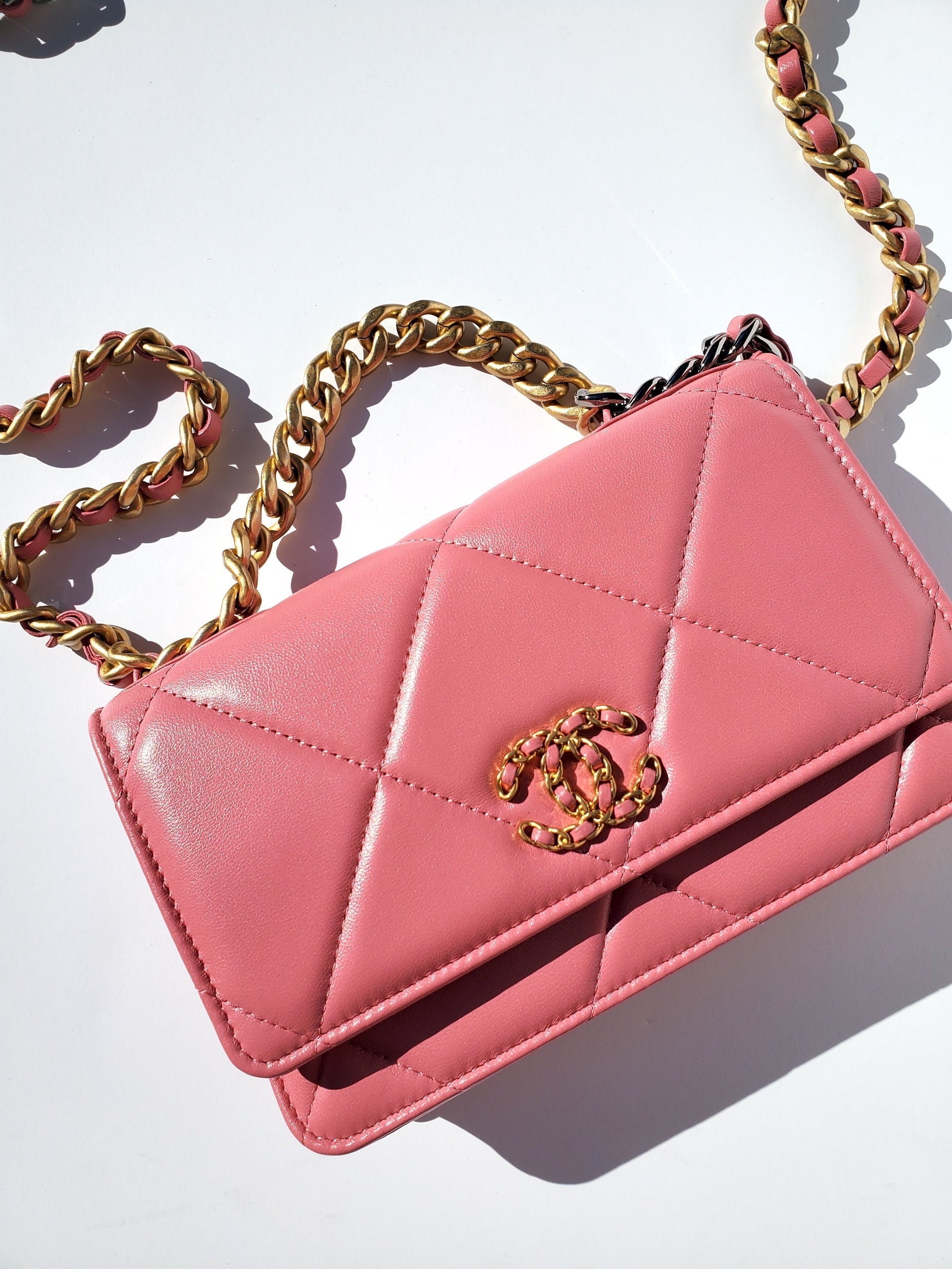 Chanel New CHANEL 19 21A Pink Wallet On Chain - Rovelle Bags