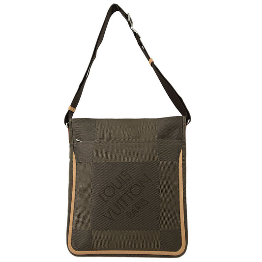 Louis Vuitton 2003 Terre Damier Geant Compagnon M93045