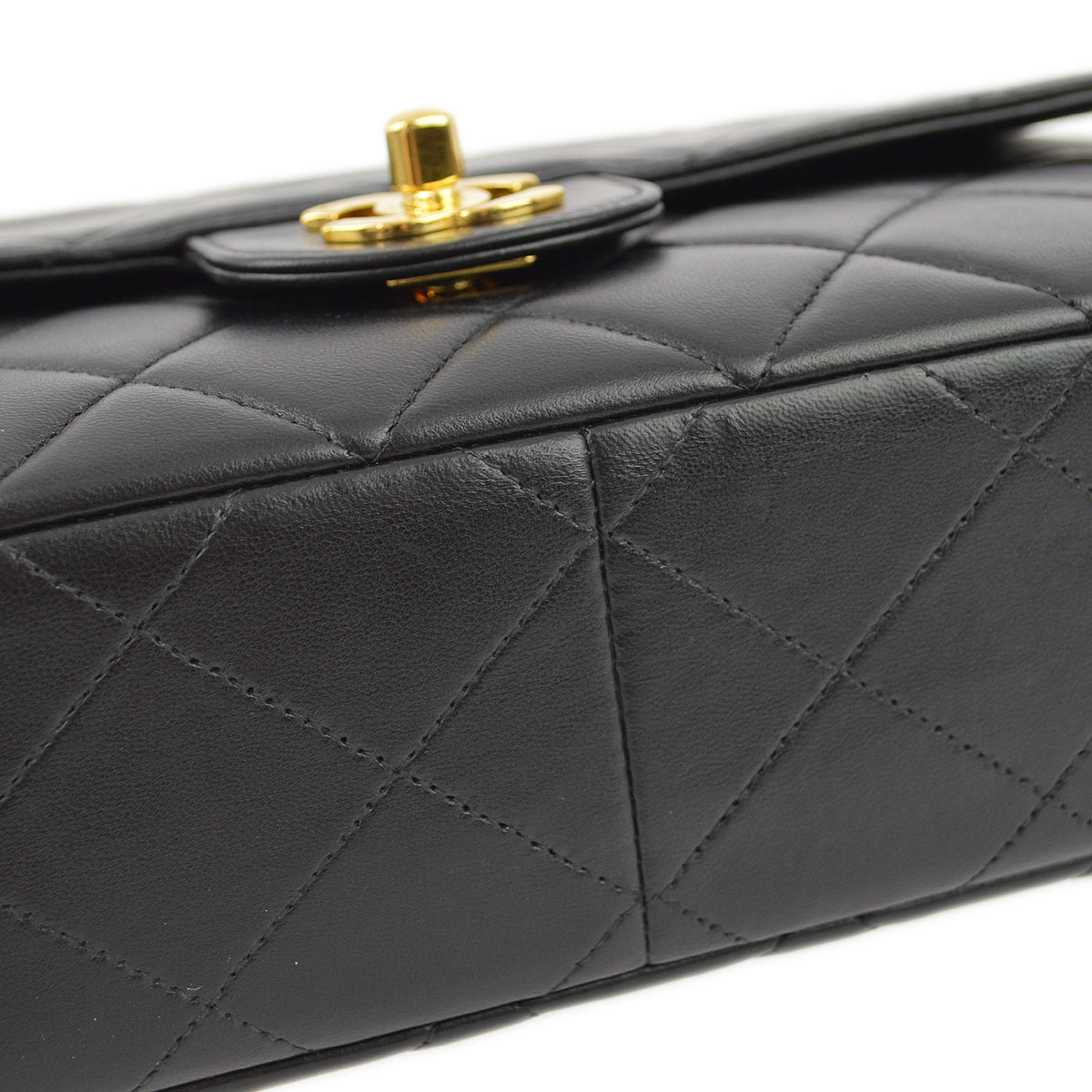 Chanel Shoulder Bag - Almora Bags
