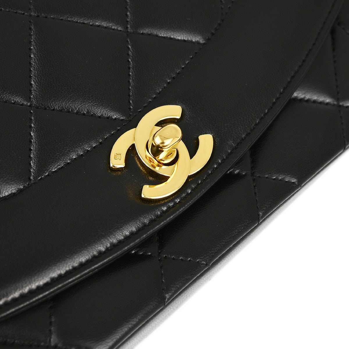 Chanel Shoulder Bag - Almora Bags