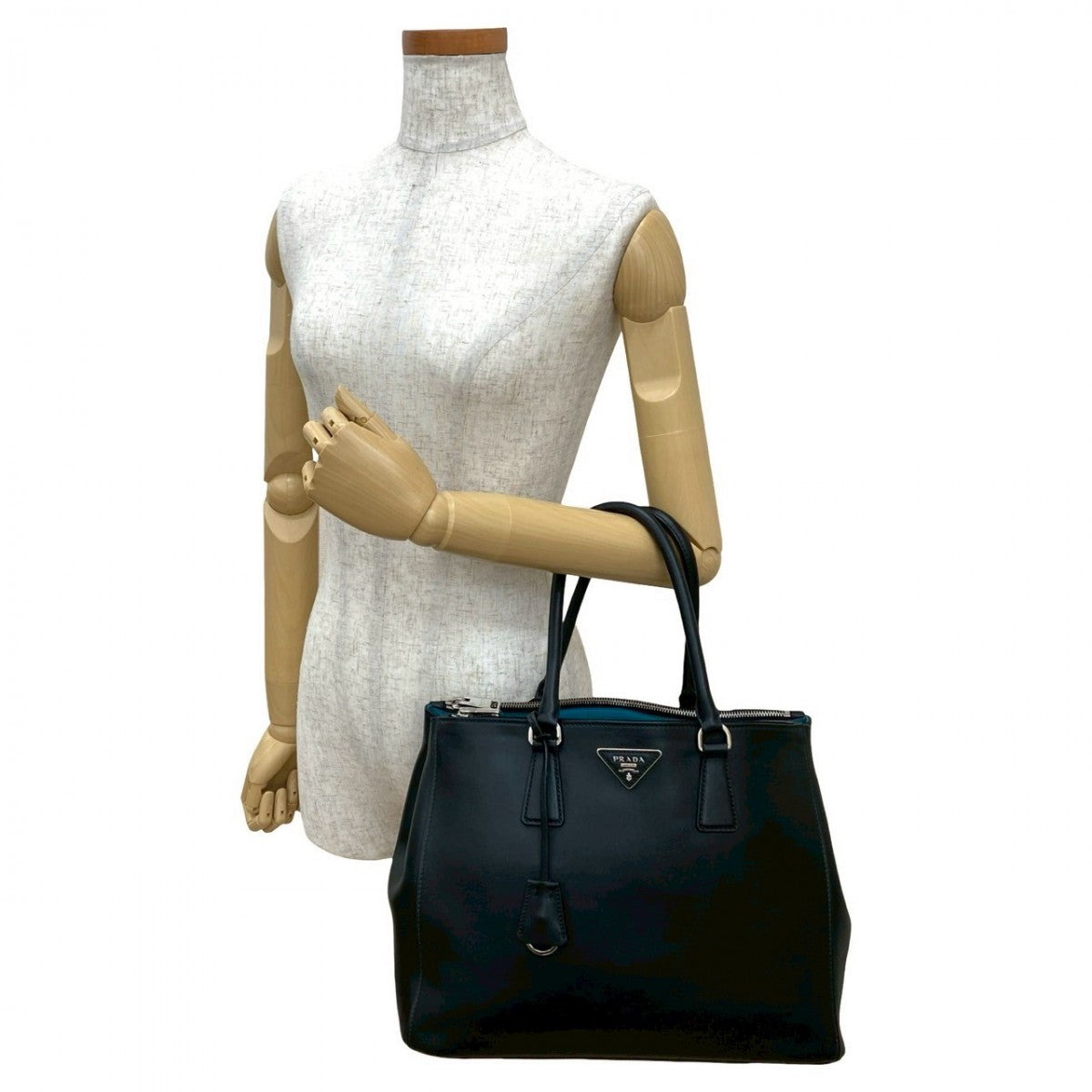 Prada Lux Handbag - Rovelle Bags