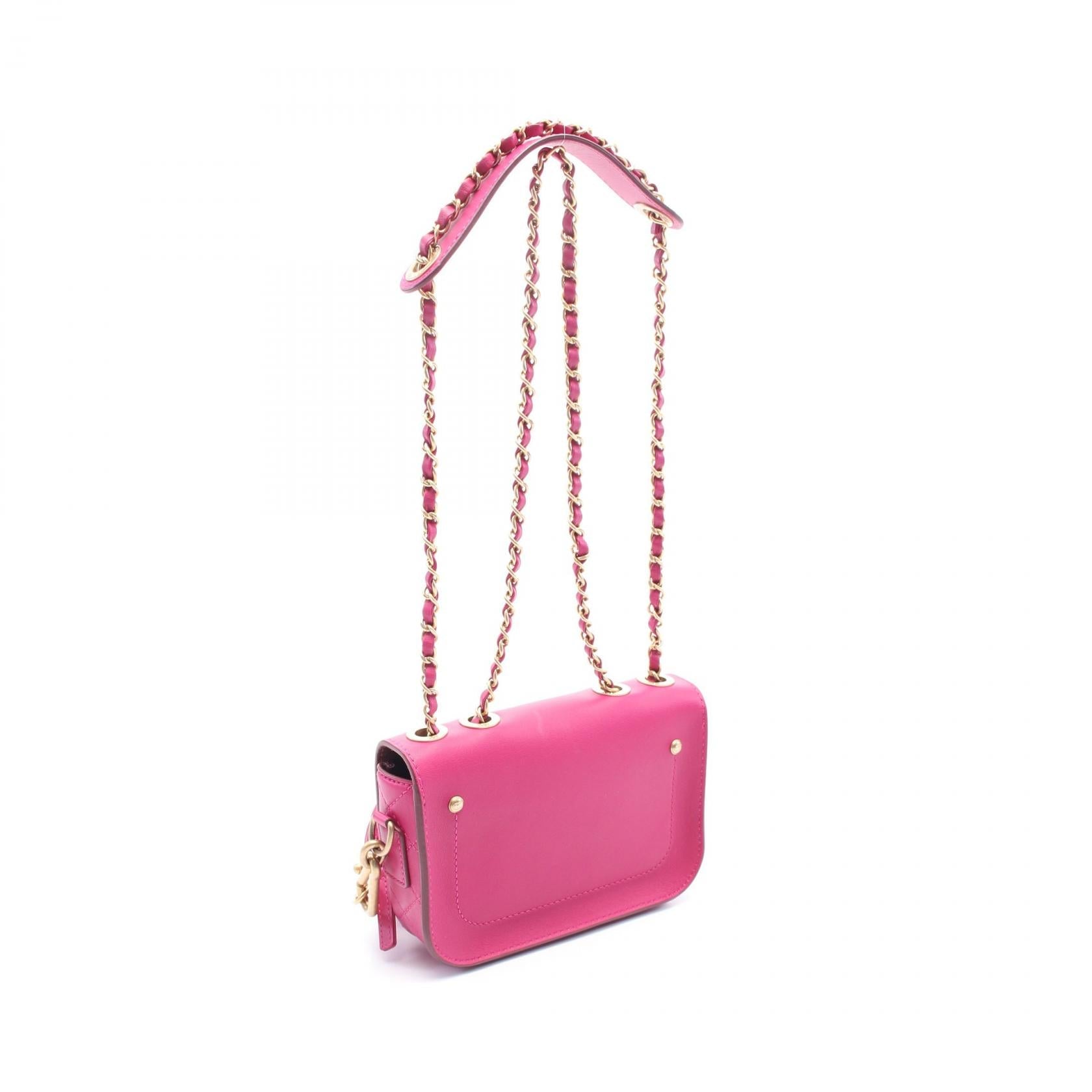 Chanel Matelasse Leather Shoulder Bag - Rovelle Bags