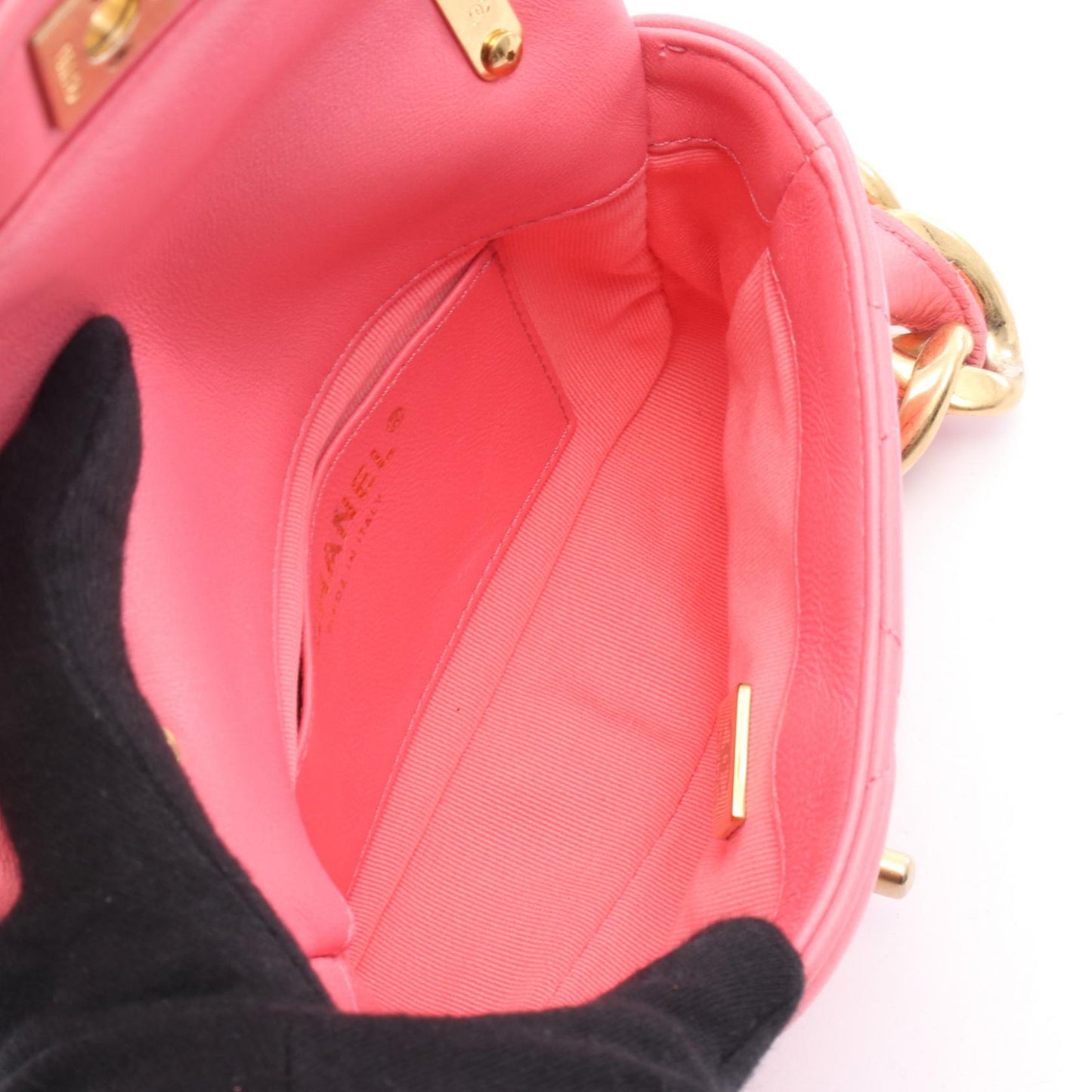 Chanel Matelasse Leather Shoulder Bag