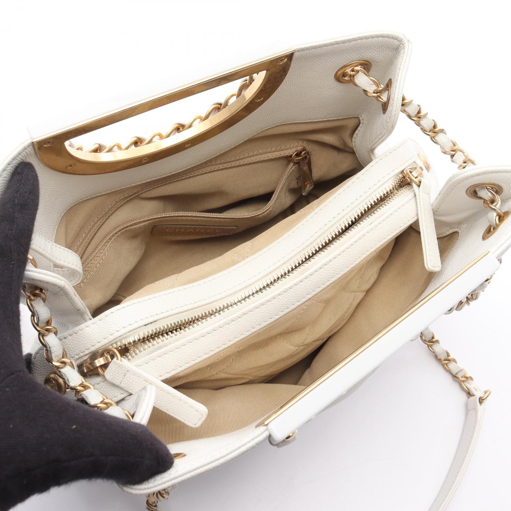 Chanel Matelasse Grained Calfskin Shoulder Bag - Rovelle Bags