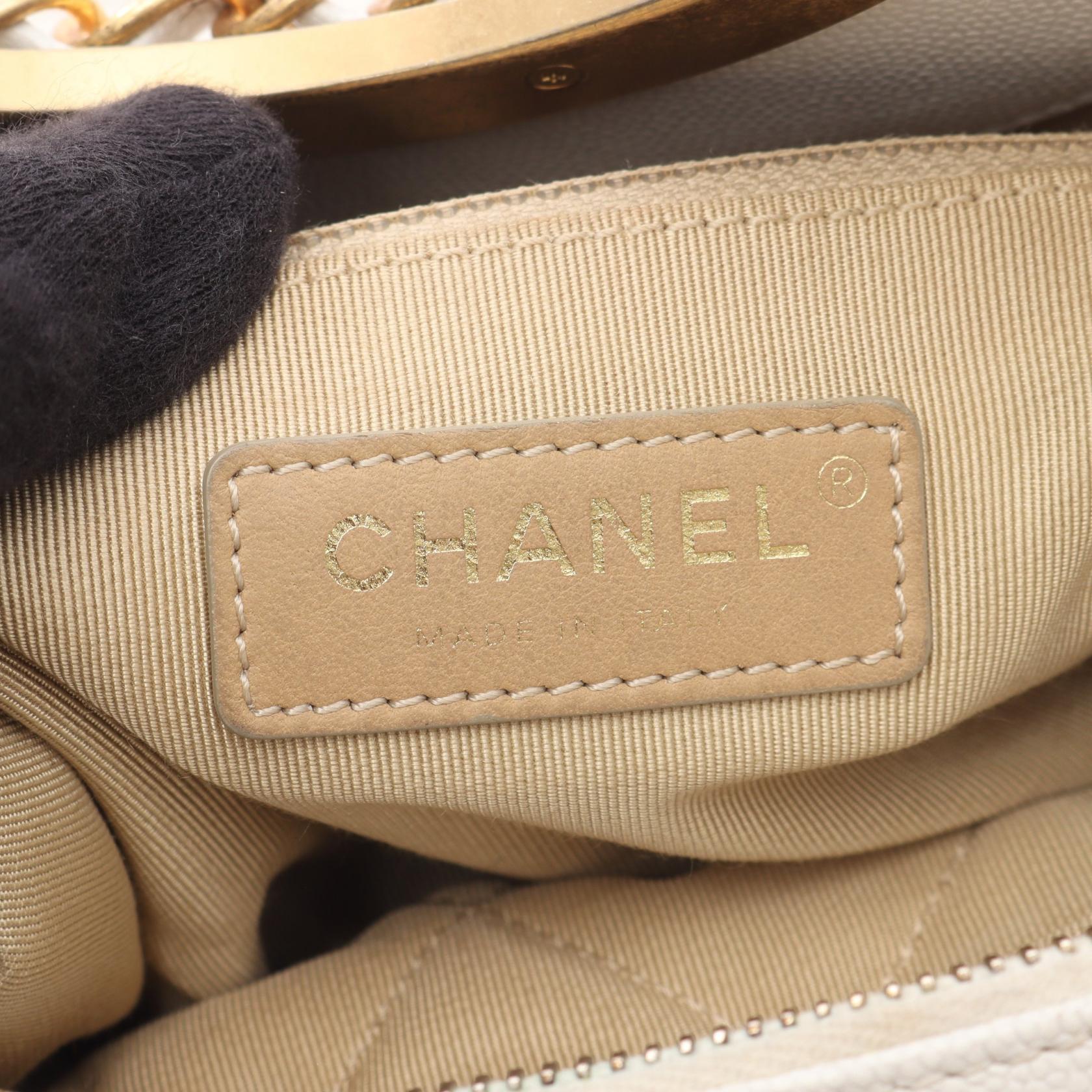 Chanel Matelasse Grained Calfskin Shoulder Bag - Rovelle Bags