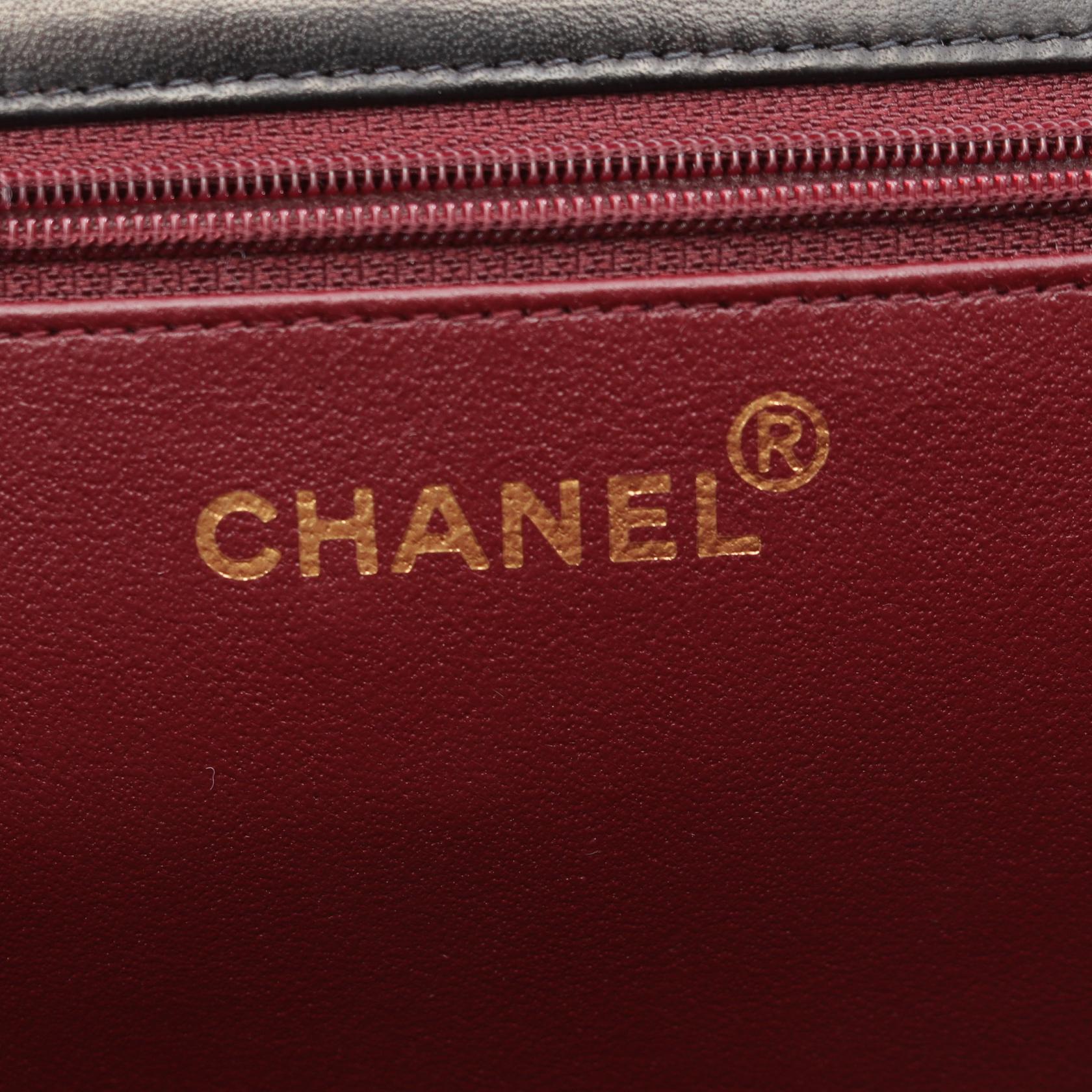 Chanel Matelasse Lambskin Shoulder Bag - Rovelle Bags