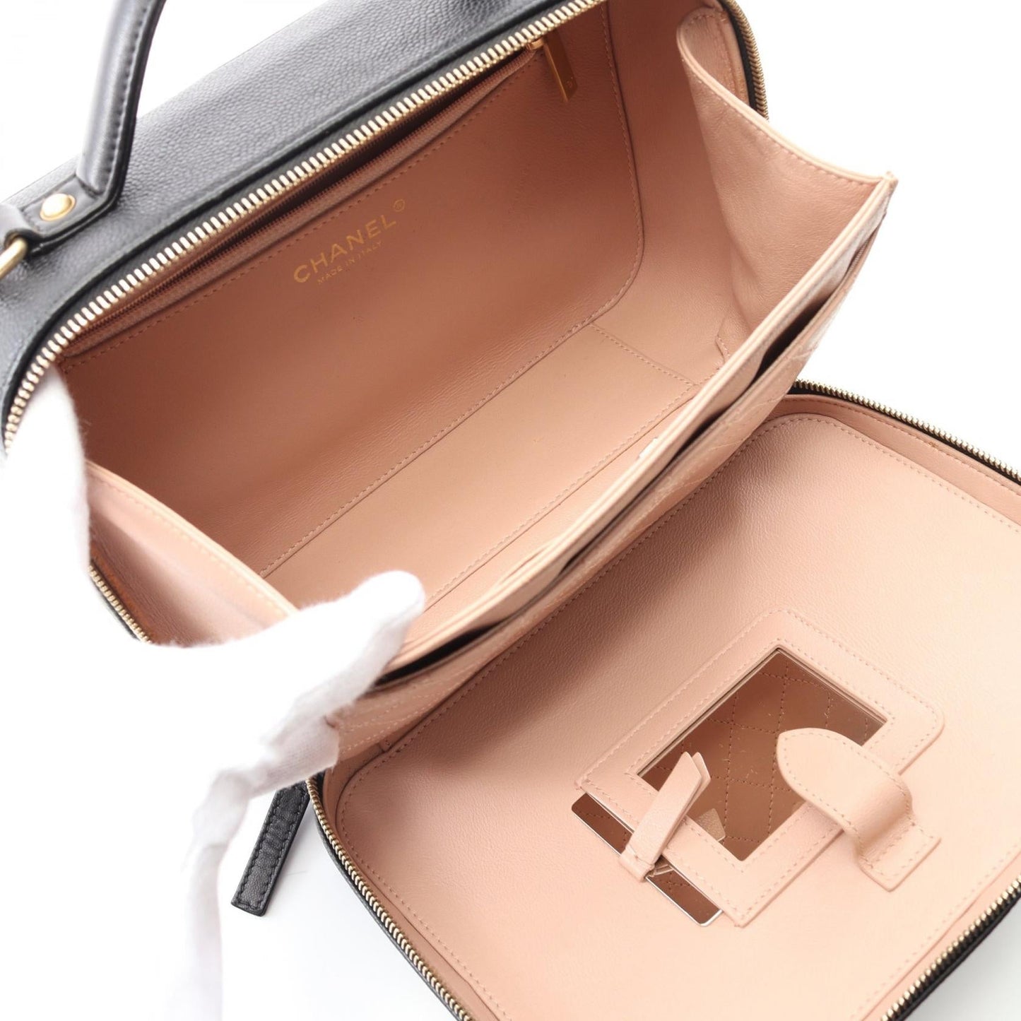 Chanel CC Filigree Matelassé Calf Shoulder Bag