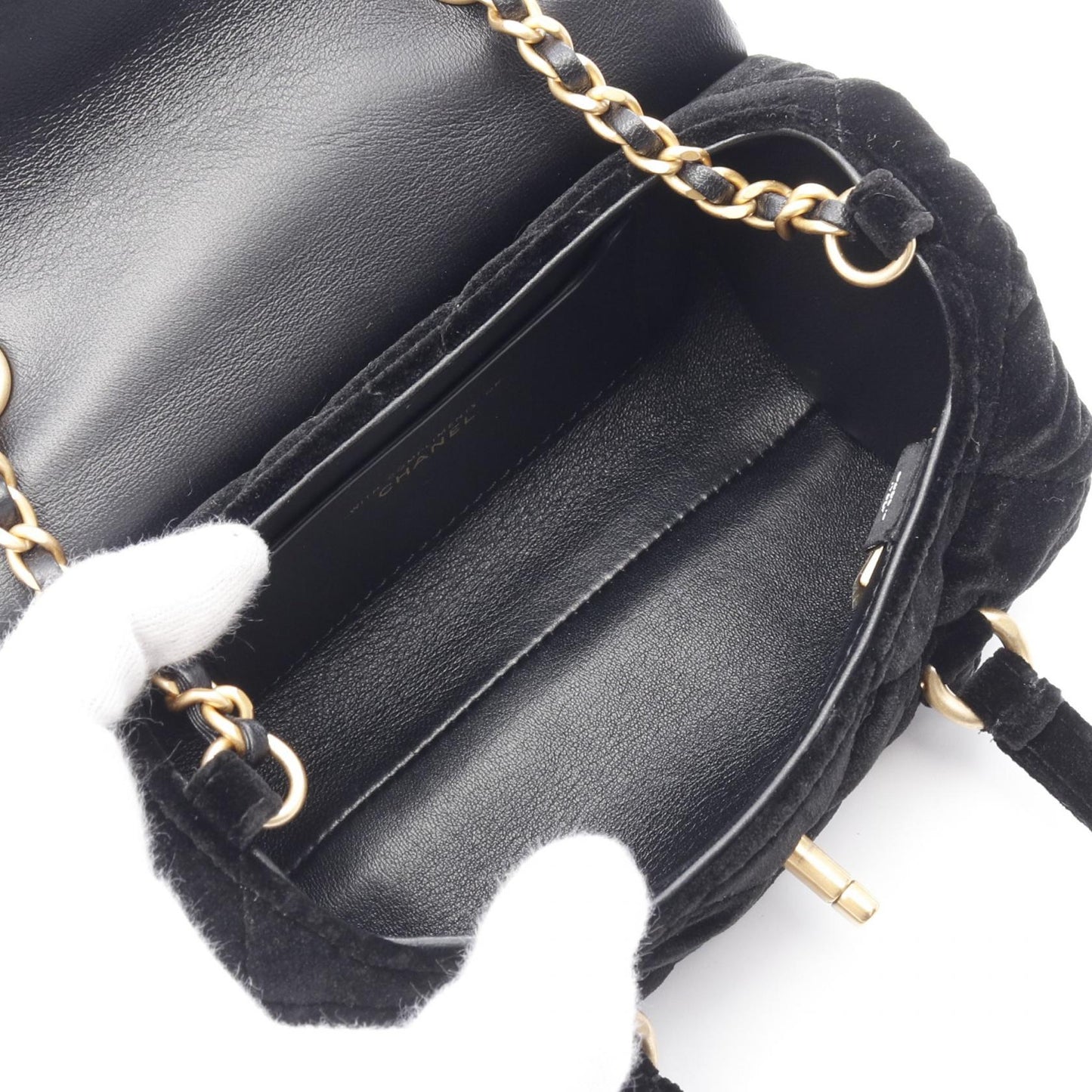 Chanel Matelassé Fabric Shoulder Bag