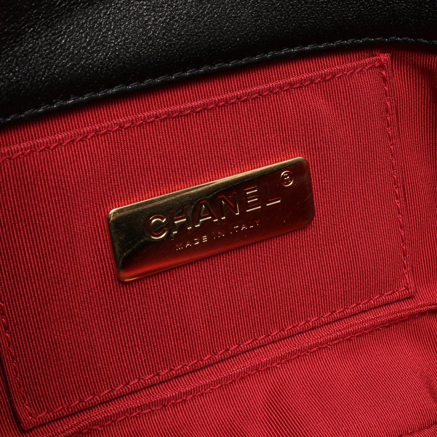 Chanel CHANEL19 Leather Waist Bag