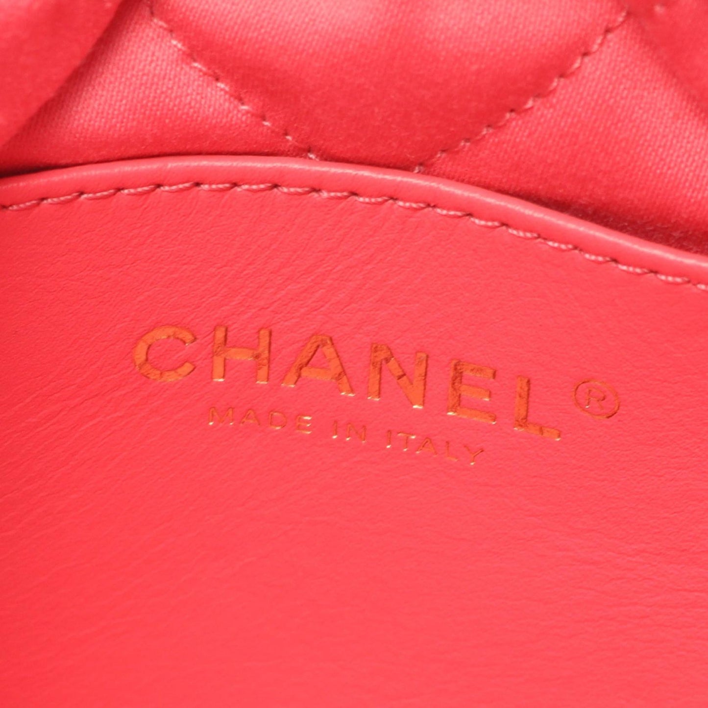 Chanel CHANEL 22 Mini Leather Shoulder Bag