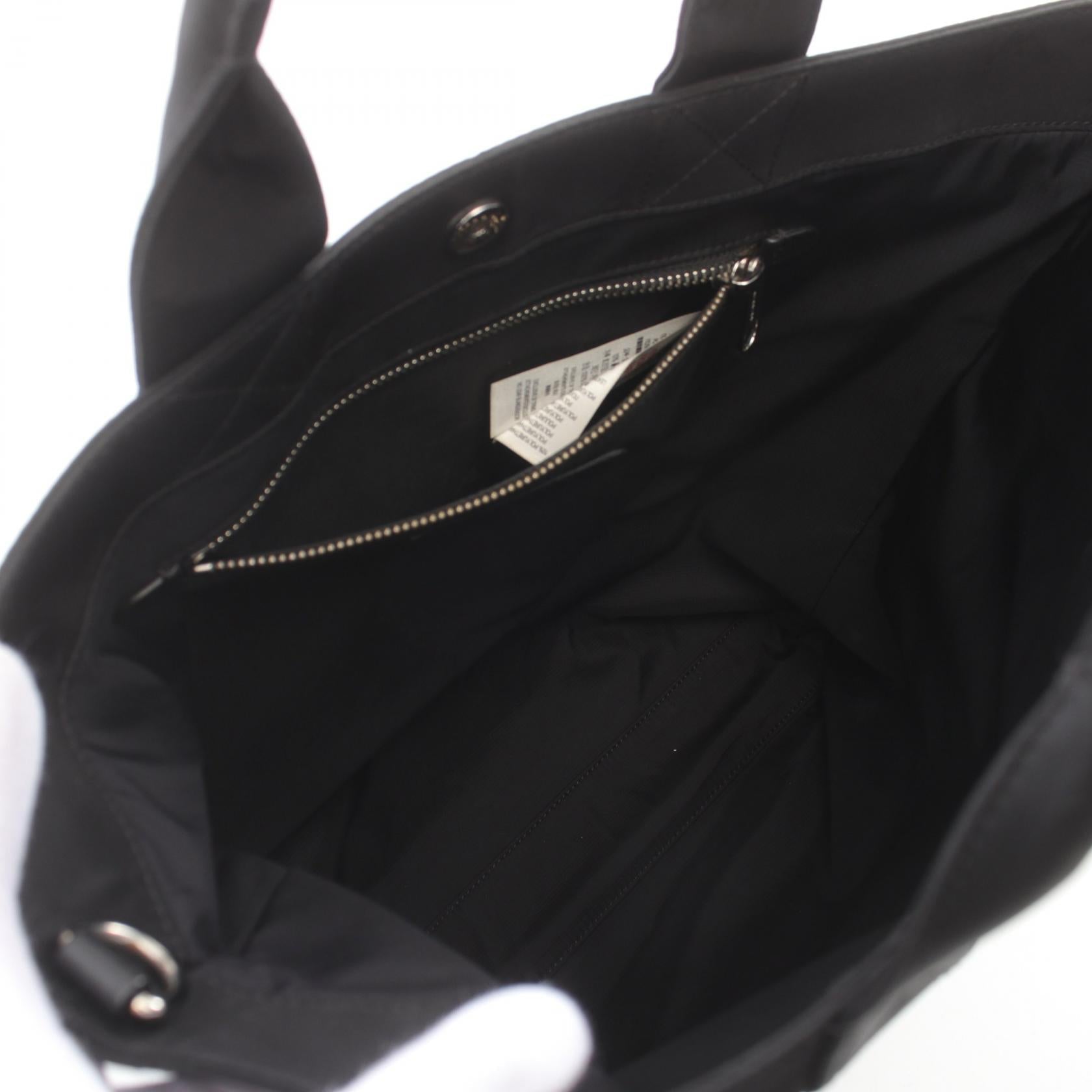Burberry Tote - Rovelle Bags
